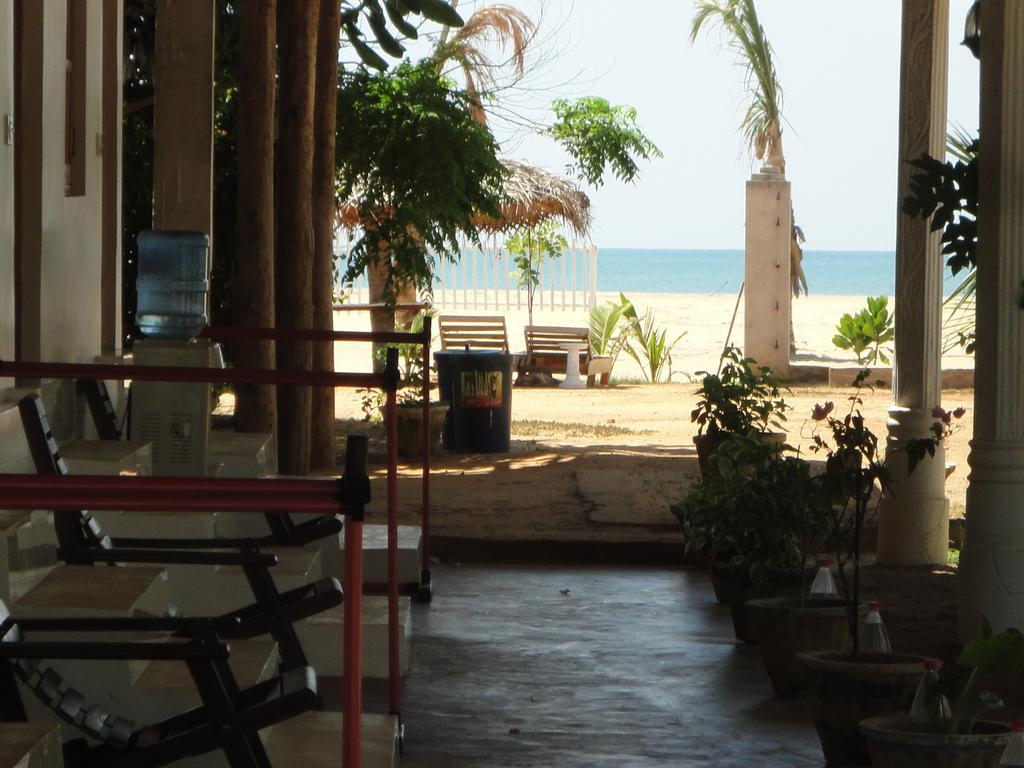 Yoho Hotel Arugambay Beach Inn Arugam Bay Eksteriør billede