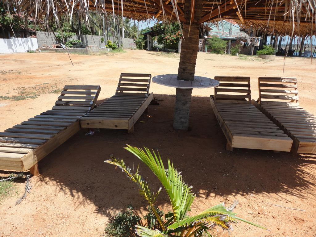 Yoho Hotel Arugambay Beach Inn Arugam Bay Eksteriør billede